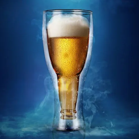 Kreatives Doppelwandiges Glas Bierbecher Umgekehrte Flaschenform Borosilikat Wärmeisolierter Glasbecher Für Bar Party