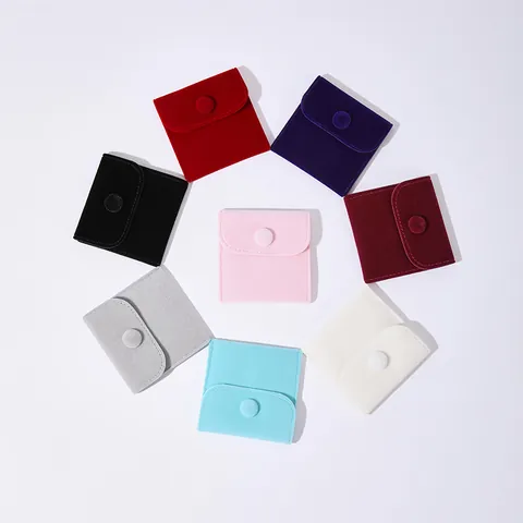 Sacchetto Portagioie in Velluto Con Bottone Borsa Gioielli in Pelle PU Mini Custodia Portagioie per Anelli Orecchini Collane Confezione Regalo