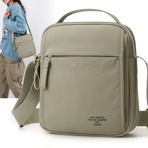 Men's Casual Oxford Cloth Crossbody Bag Lightweight Waterproof Commuting Shoulder Bag Multi-Pocket Handbag