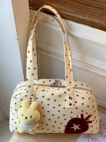 Sac Boston Oreiller Femme Pois Sac Bandoulière Casual Commuter Poignée Supérieure Avec Pendentif Peluche Sac à Main Mode