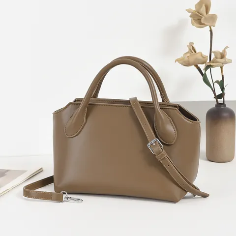Sac Bowling Minimaliste en Cuir PU pour Femmes Rétro Décontracté Navette Sac à Main Bandoulière Avec Bandoulière Amovible Réglable Couleur Unie Surpiqûres Style Élégant Cadeau Classique