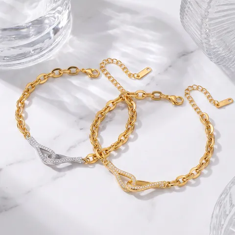 Damen Mode Ins Stil Geometrische Ineinandergreifende Doppelkreis Edelstahl Armband 18K Vergoldet Strass Schmuck