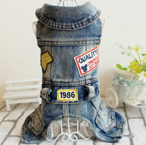 Vintage Waschen Denim Haustier Jumpsuit Vierbeinige Hundekleidung Mit Bestickten Aufnähern Für Kleine Hunde Teddy Jumpsuit