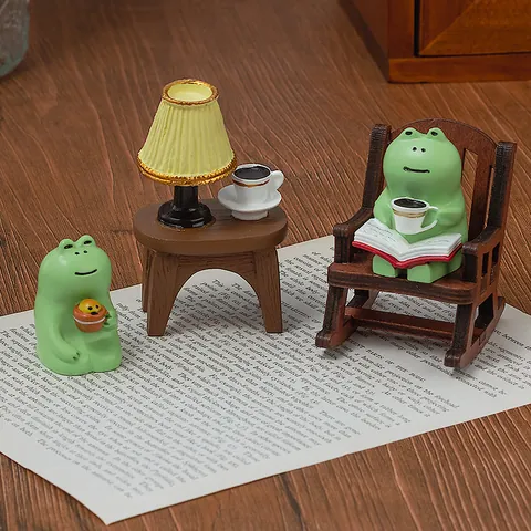 Cute Mini Cartoon Frog Resin Figurine Japanese Style Desktop Car Ornaments Miniature Home Decor Statue