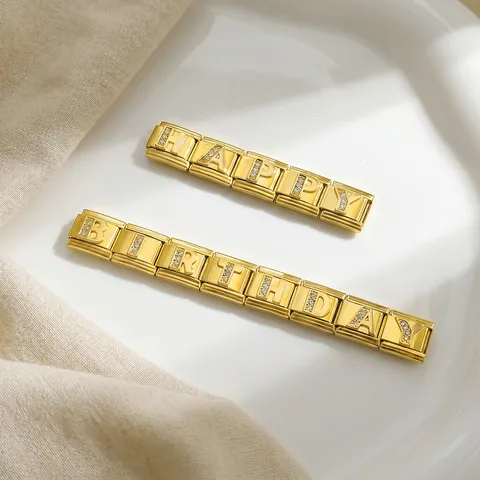 Charm Modulare Italiano in Acciaio Inossidabile Placcato Oro Lettera in Strass Accessorio per Bracciale DIY Alfabeto Personalizzato