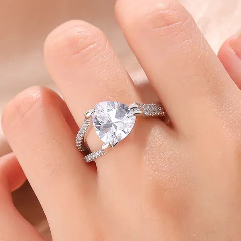 Damen Herzform Verlobungsring Kupfer Versilbert Strass Hochzeitsring Eleganter Mode Schmuck Ring Geschenk