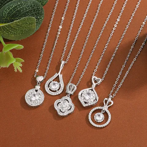 Light Luxury Zirconia Pendant Necklace For Women Copper Heart Waterdrop Clover Crown Clavicle Chain Jewelry Gift