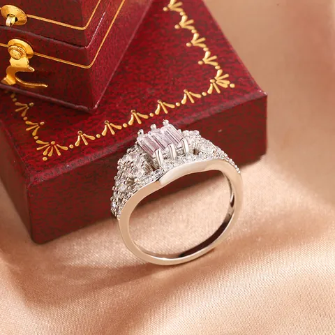 Radiant Cut Zirconia Ring Copper Plated 18K White Gold Luxury Engagement Jewelry For Women Elegant Geometric Finger Ring