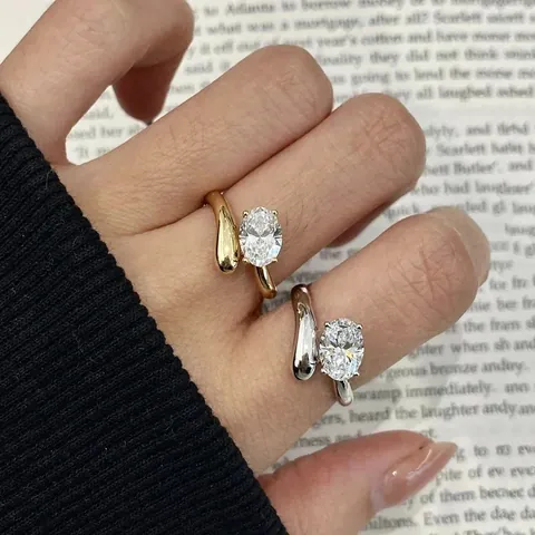 Anillo de Cobre y Circonia Retro Francés para Mujer Elegante Banda de Onda Piedra Única Corte Ovalado Incrustada Circonia Joyería Boda