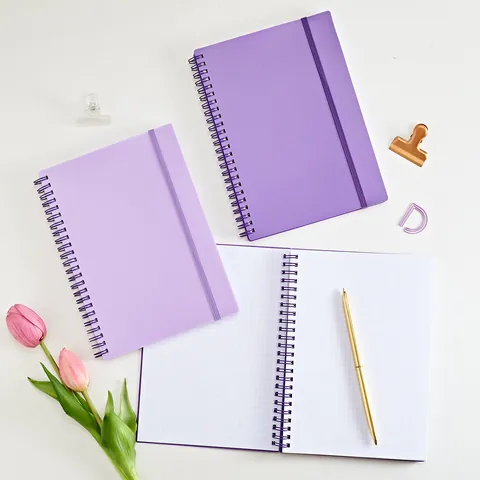 Cuaderno de Espiral A5 Cubierta de PP Púrpura Cuadrícula Punteada Con Banda Elástica Papel Grueso Papelería Escolar Oficina