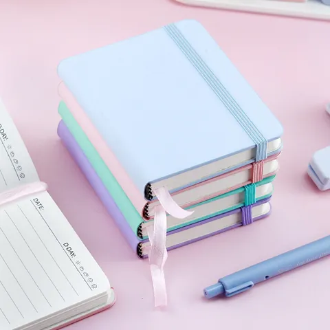 Cuaderno Cuadrado A7 de Cuero PU Macaron Páginas Rayadas Minimalista Estilo Ins Diario Portátil Con Banda Elástica Marcador