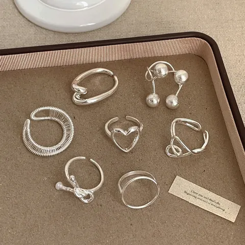 Minimalistischer Silberner Geometrischer Herz Schleifenknoten Verstellbarer Offener Ring Für Damen Einzigartiger Modischer Legierungs Fingerring