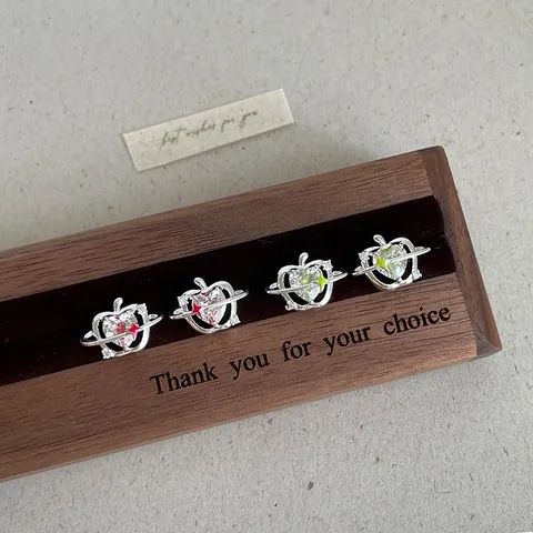 Cool Trendy Appel Planeet Hart Oorknopjes Metaal Strass Hart Planeet Ring Oorbellen Voor Vrouwen Persoonlijke Stijlvolle Sieraden
