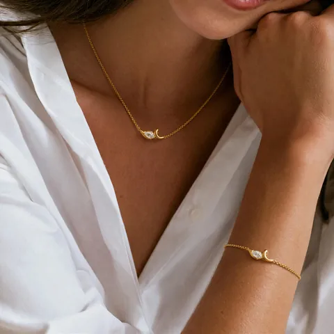 Collier Pendentif Goutte d'Eau en Acier Inoxydable 304 Minimaliste pour Femmes Plaqué Or Simple Chaîne Fine Parure de Bijoux