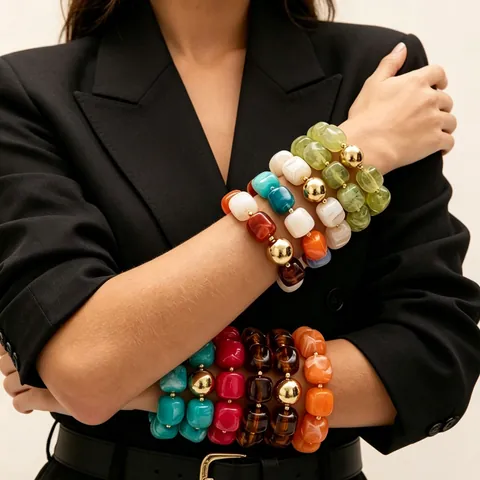 Maillard Style Resin Bracelet Vintage Colorful Dyeing Resin Bangle Retro Candy Color Elastic Bracelet With Gold Alloy Ball Women Jewelry