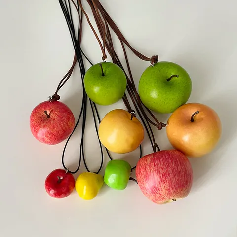 Collar con Colgante de Manzana de Fruta de Simulación de Moda Diseño Único Minimalista Manzana Pera Bolso Charm Joyería Regalo Mujer