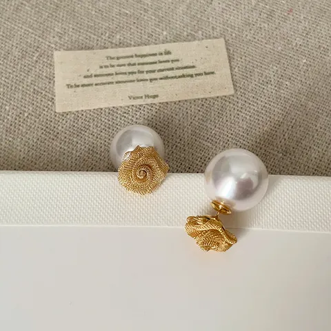 Elegante Gouden Metaal Gaas Roos Bloem Kunstparel Voor-Achter Oorknopjes Stijlvolle Franse Luxe Sieraden Voor Vrouwen