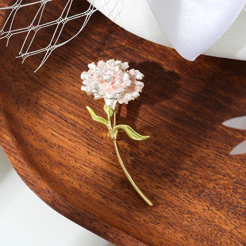 Elegant Alloy Pink Enamel Carnation Brooch For Women Gold Green Plant Flower Brooch Pin For Shirt Suit Jacket Jewelry