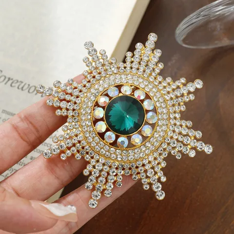 Zinklegierung Strass Sonnenblume Brosche Für Damen Starburst Anstecknadel Schmuck Für Hochzeit Anzüge Schal Westliches Zubehör