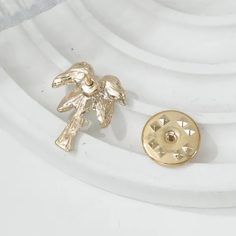 Broche Cocotier en Émail Style Hawaï Broche Ananas en Alliage Vintage Tropical Palmier Épinglette Pour Femmes Cadeau Bijoux