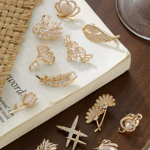 Vintage Kupfer Ginkgoblatt Blume Brosche Für Damen Edel Design Strass Eingelegte Anstecknadel Kleidung Accessoire Schmuck