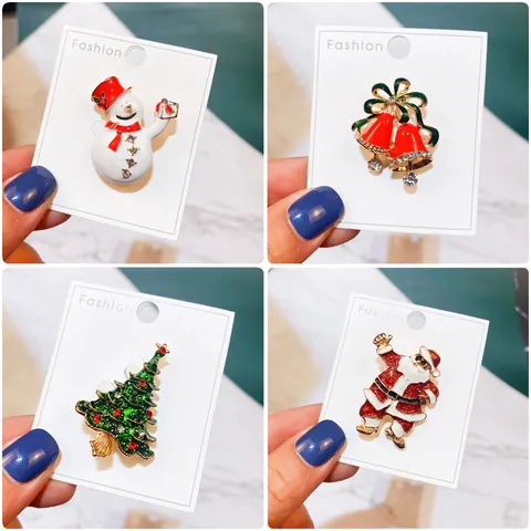 Neue Weihnachts-Brosche Legierung Strass Emaille Weihnachtsmann Weihnachtsbaum Elch Schneemann Anstecknadel Broschen Für Damen Festlicher Schmuck Geschenke