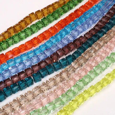 Perles Carrées en Acrylique 8mm Perles Cubiques en Faux Verre Coloré pour la Fabrication de Bijoux DIY Chaîne de Téléphone Bracelet Collier 10PCS