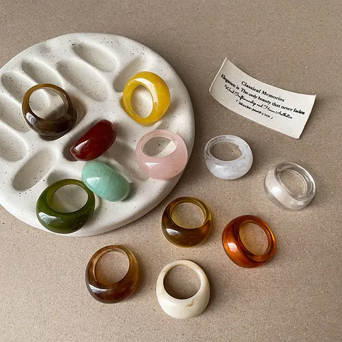 Ins Stijl Kleurrijke Ovalen Hars Ring Voor Vrouwen Gepersonaliseerde Minimalistische Chunky Jelly Transparante Vingerring Mode Sieraden Cadeau