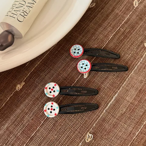 Damen Knopf Dekor Haarklammer Französisch Vintage Kontrastfarbe Kariert Blumiges Muster Metall Snap Clip Einfache Seitenhaarspange Zubehör