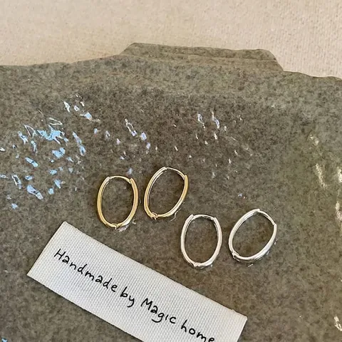 Orecchini a Cerchio Ovali Minimalisti in Metallo da Donna Stile Quotidiano Pendolare Alla Moda di Fascia Alta Oro Argento