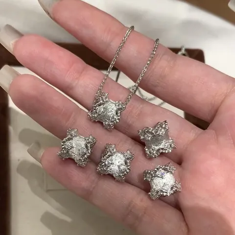 Lichte Luxe Retro Paleisstijl Taille Cilinder Hanger Halsketting Voor Vrouwen Legering Ingelegde Strass Parelmoer Tarweketting Mode Sieraden