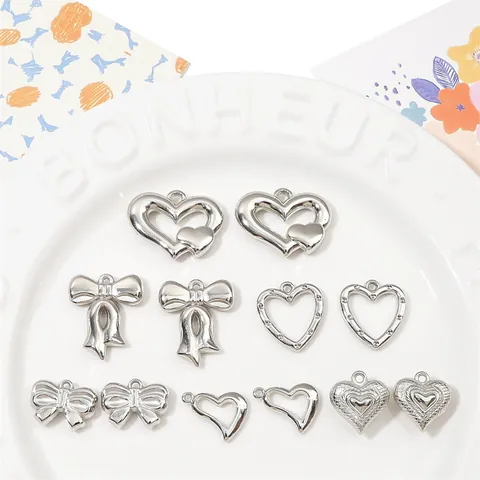 DIY Zilveren Hart Strik Charmes Kunststof Vergulde Hangers Voor Sieraden Maken Handgemaakte Ketting Armband Accessoires Materialen