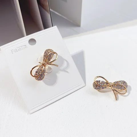 Mode Alliage Strass Mini Nœud Papillon Broche Pin pour Femmes Style Japonais Plaqué Or Petit Nœud de Revers Bijoux Vêtements
