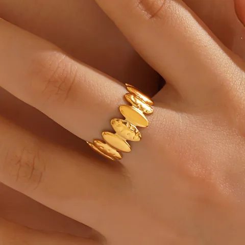 Mode Gehämmert Textur Edelstahl Ring Olivenform Offenes Breites Band Minimalistisch Luxus Titanstahl Schmuck Für Damen