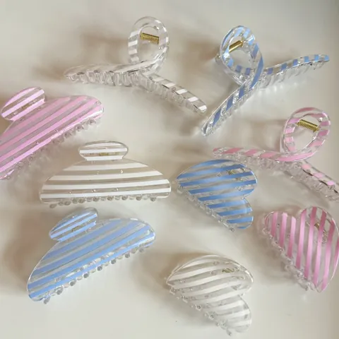 Koreanische Frische Gestreifte Acryl Haarklammer Für Damen Hochwertige Gingham Karo Haarkrebs Elegante Prinzessin Haarschmuck Für Den Alltag