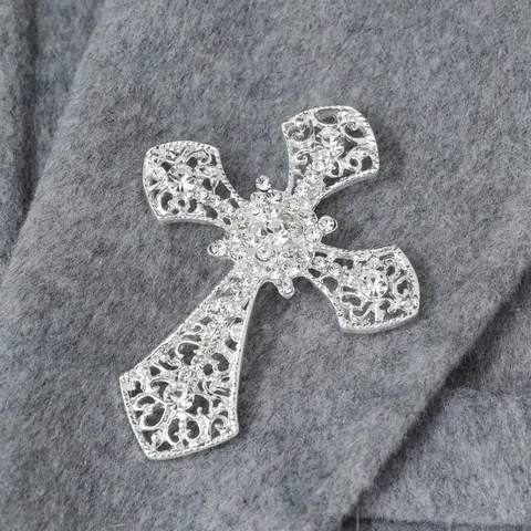 Europäische Persönlichkeit Strass Kreuz Brosche Legierung Versilbert Hohlblumenmuster Anzug Reversnadel Modeschmuck Für Damen Bankett Tägliche Dekoration