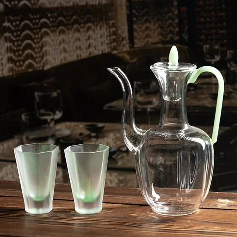 Modern Chinese Minimalist Heat-Resistant Glass Teapot Tea Cup Set Octagonal Frosted Ribbon Design Teaware For Cold Brew Tea