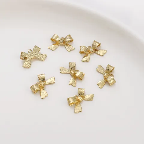Colgantes de Mariposa con Lazo de Cobre Rellenos de Oro de 14K Dijes de Joyería DIY para Hacer Collares Pulseras Pendientes Piezas de Joyería de Retención de Color Mujer