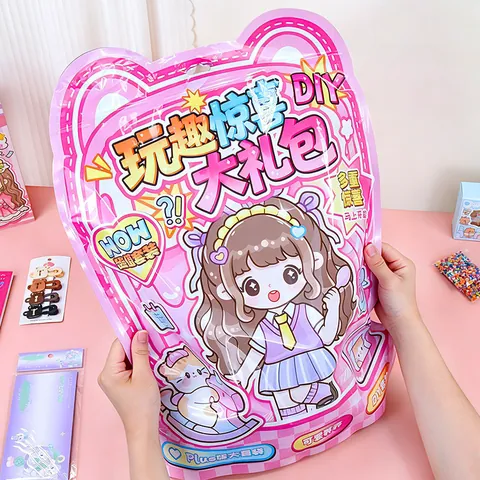 Kit Busta a Sorpresa Cancelleria Rosa Cartone Animato Ragazza DIY Materiale Journaling Taccuino Adesivo Penna Regalo Studenti