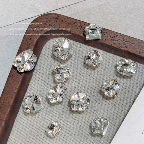 Funkelnde Kristall Nagelkunst Strasssteine Fertige Cluster Für Maniküre DIY Transparente Geometrische Nageljuwelen
