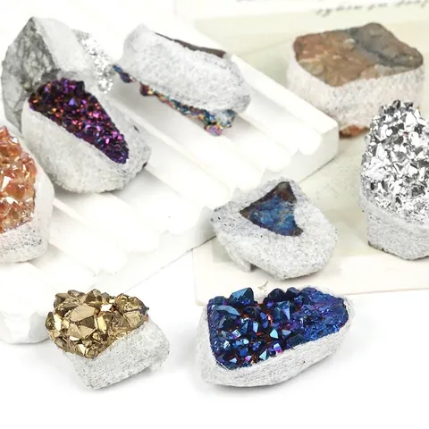 Confezione Regalo Cluster Ametista Aura Pietre Grezze Naturali Galvanizzate Colori Misti Minerali Cristalli Energia Diffusore