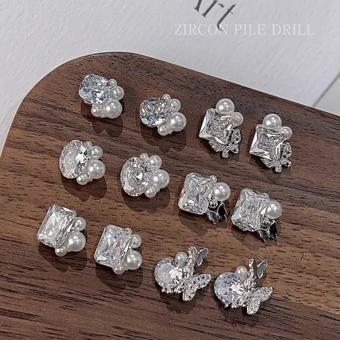 Butterfly Geometric Nail Art Charms Luxury Rhinestone Inlaid Artificial Pearl Alloy Nail Decors DIY Manicure Decorations
