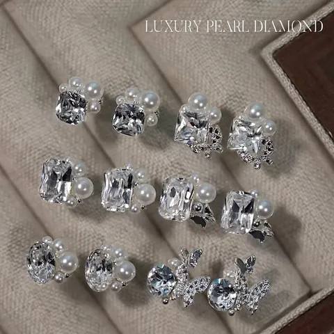 Luxury Alloy Rhinestone Artificial Pearl Nail Art Charms Butterfly Geometric Metal Nail Decorations Silver White Sparkling Manicure DIY Accessories