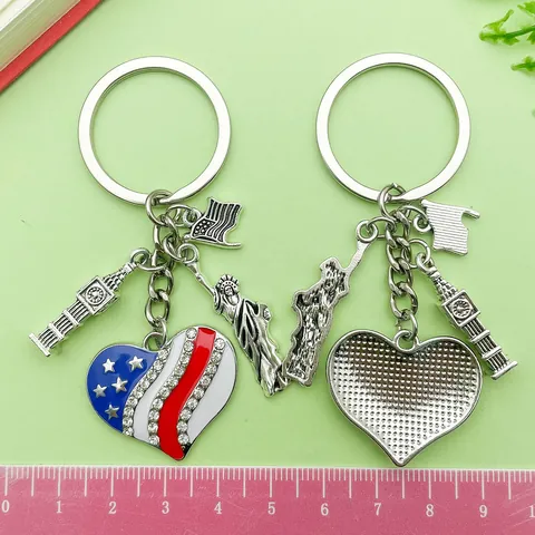 USA Independence Day Souvenir Keychain Statue of Liberty American Flag Heart Star Rhinestone Alloy Bag Pendant Charm Keychain