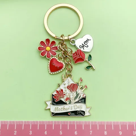 Mother's Day Gift Mom Heart Keychain Enamel Flower Rose Letter MOM Alloy Bag Charm Pendant Jewelry For Women