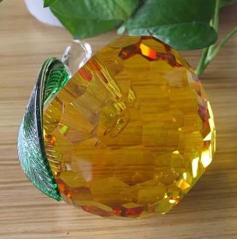 Honeycomb Faceted K9 White Crystal Apple Ornament Colorful Decorative Glass Fruit Desk Figurine With Green Leaf Business Creative Gift