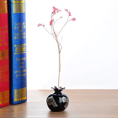 Vaso al Melograno in Ceramica Nera Retrò Ornamento da Tavolo Nordico Minimalista in Ceramica Smaltata Contenitore per Fiori Dipinto a Mano Decorazione