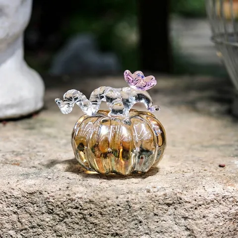 Minimalistischer Weißer Kristall Kürbis Deko Ornament Luxus Matter Glas Kürbis Figur Mit Blume Pflanze Dekoration Für Wohnzimmer