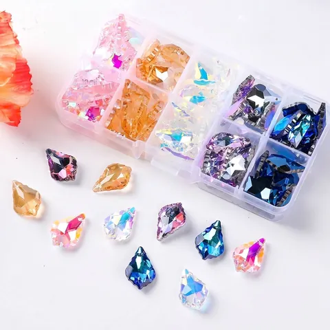 Ensemble de Perles en Verre de Cristal à Facettes pour Fabrication de Bijoux DIY Breloques Forme Feuille d'Érable Étoile Croix Octogone Avec Boîte