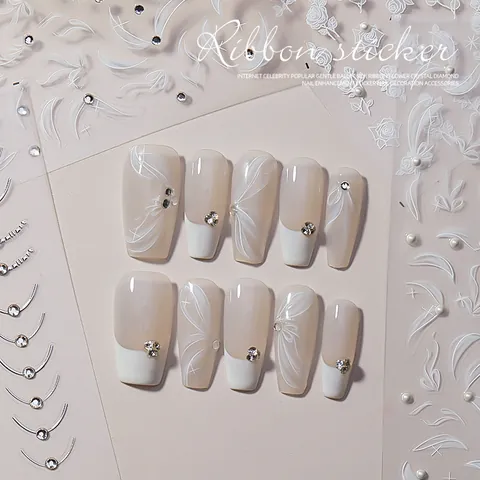 3D Relief Nagelkunst Aufkleber Weißes Schleifenband Rosenblumen Design Mit Strass Künstlichen Perlen Für Damen DIY Maniküre Dekoration